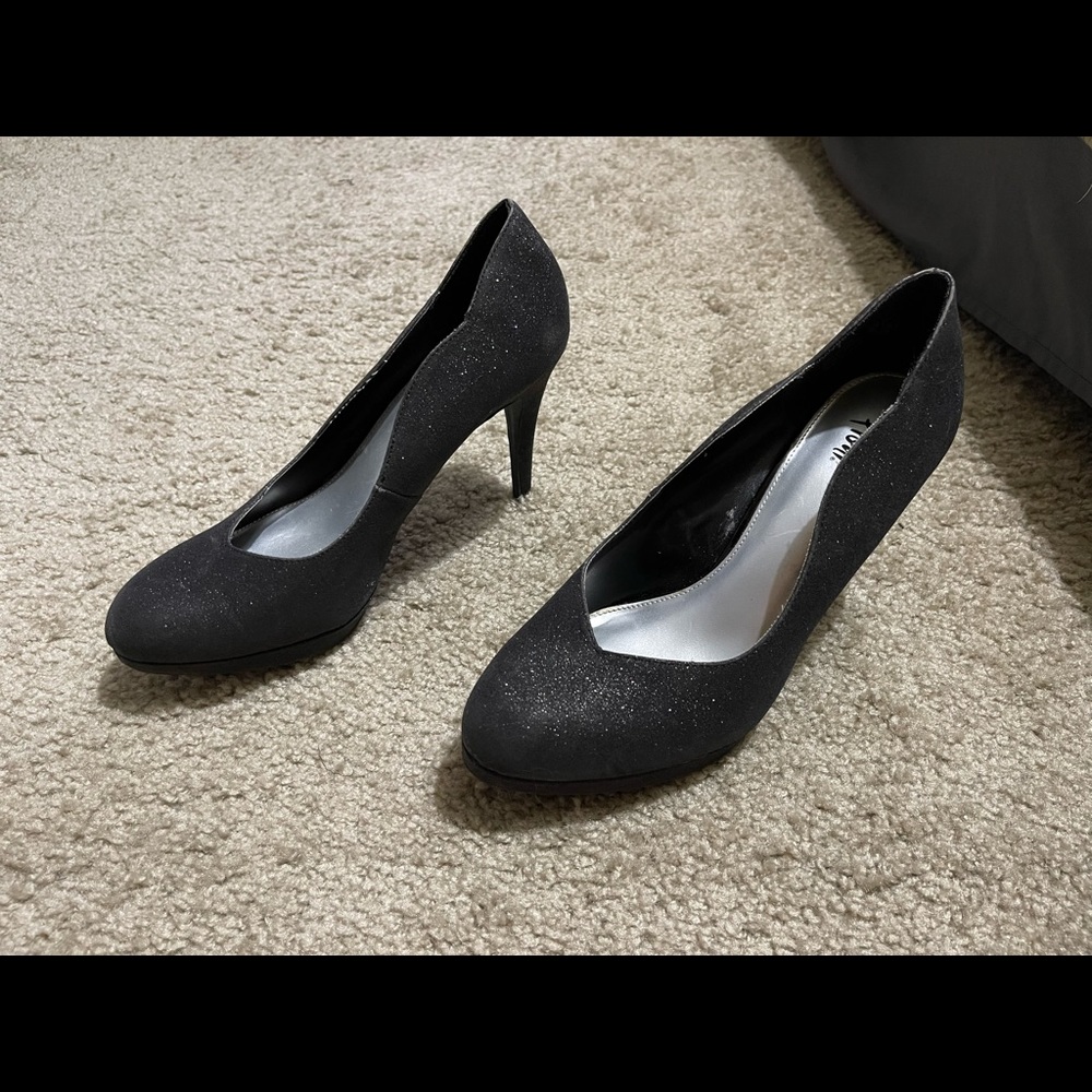 Womens black Fioni heels size 10